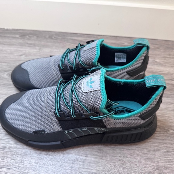 Snickers ad Adidas Men’s Shoes – Size US 10.5 – Brand New - Picture 1 of 9